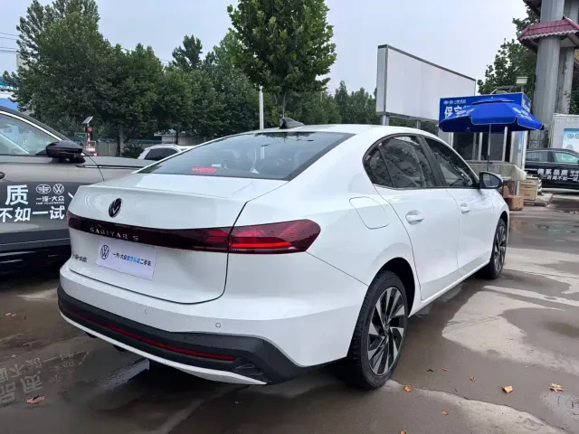 Volkswagen Sagitar — Фото автомобиля 9