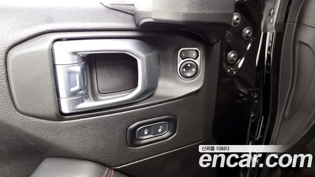 Jeep Wrangler Wrangler (JL) — Фото автомобиля 19