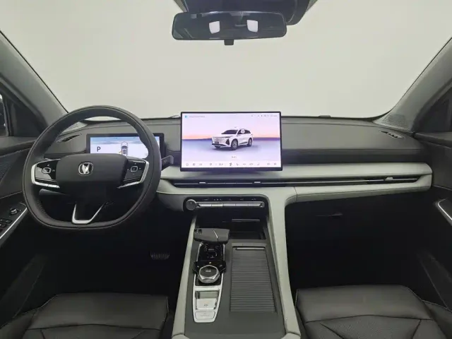 Changan CS75 Plus — Фото автомобиля 5