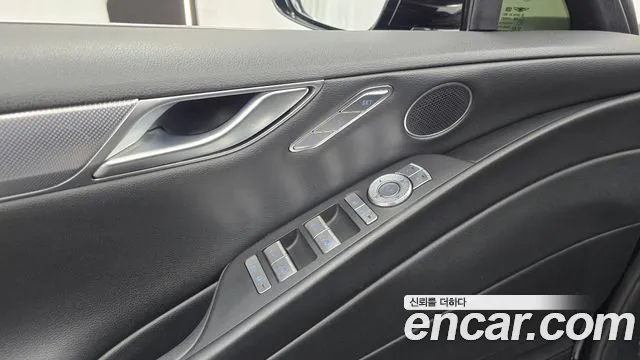 Genesis G80 Бензин 2.5 турбо AWD — Фото автомобиля 28