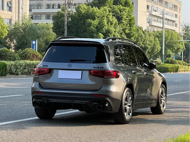 Mercedes-Benz GLB AMG — Фото автомобиля 3
