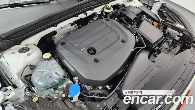 Вольво XC40 B4 Ultra Bright — Фото автомобиля 6