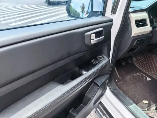 Wuling Zhengcheng — Фото автомобиля 13