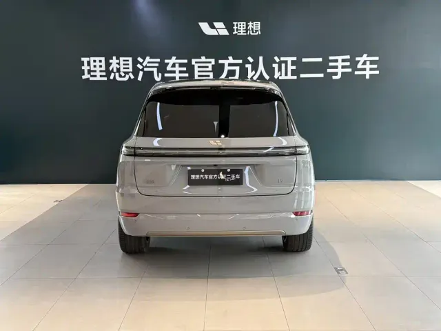 Li Auto L9 — Фото автомобиля 2