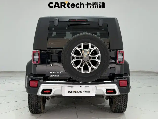 BAIC BJ40 — Фото автомобиля 6