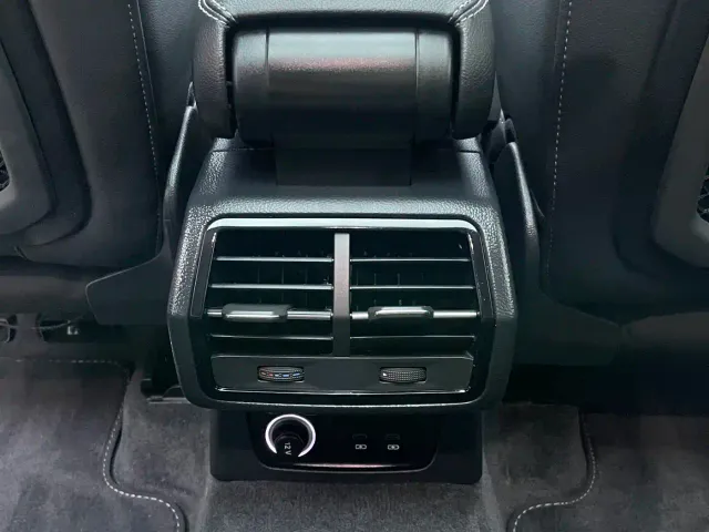 Audi Q3 — Фото автомобиля 12
