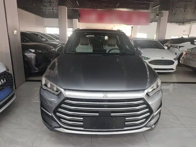 BYD Song Pro — Фото автомобиля 2