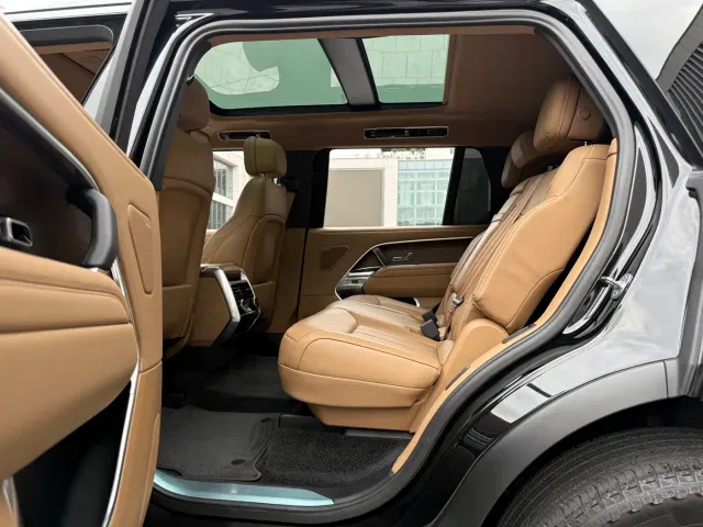 Land Rover Range Rover — Фото автомобиля 21