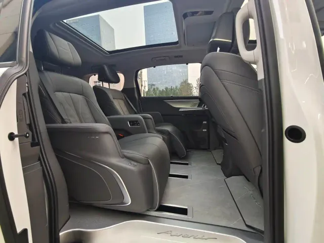 Buick Buick GL8 2026 Luzun Premium Edition — Фото автомобиля 19