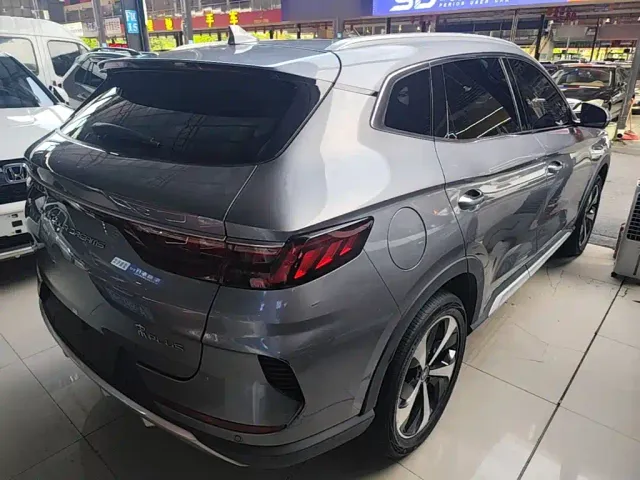 BYD Song PLUS — Фото автомобиля 6