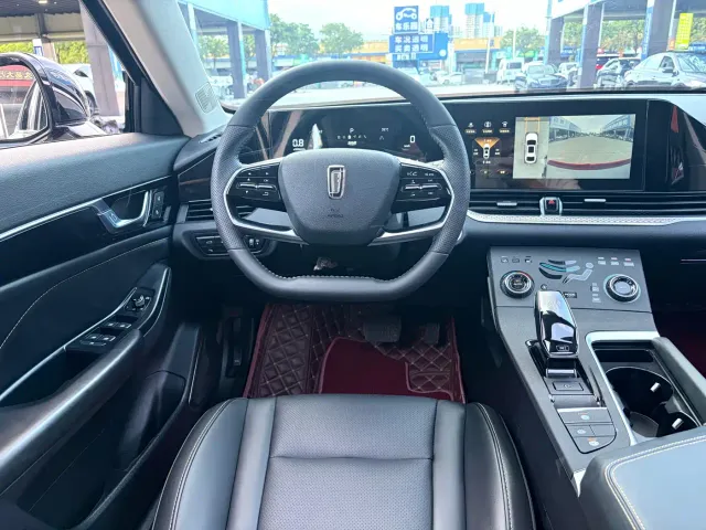 Bestune B70 — Фото автомобиля 20