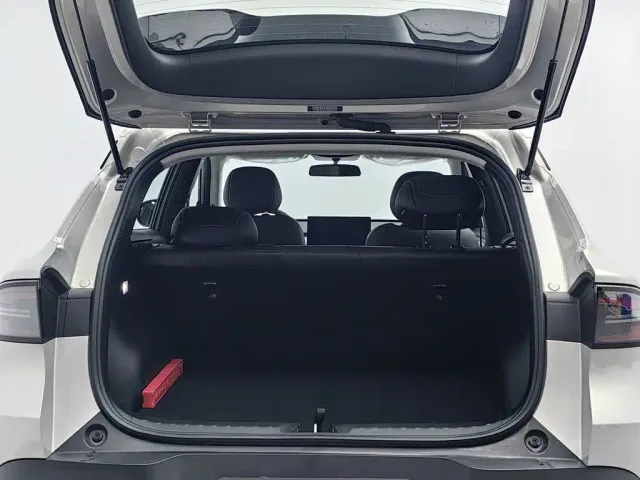Changan Qiyuan Q05 — Фото автомобиля 16
