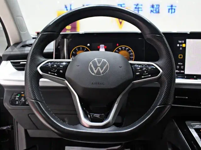 Volkswagen Talagon — Фото автомобиля 6
