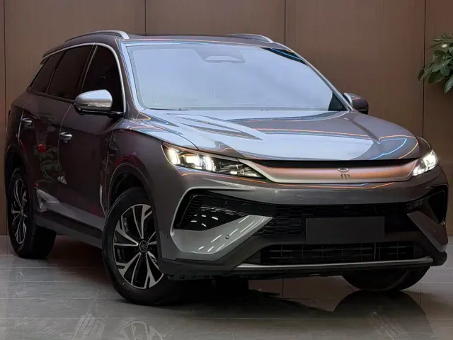 BYD Song Pro — Фото автомобиля 2
