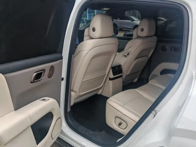 Li Auto i6 — Фото автомобиля 7