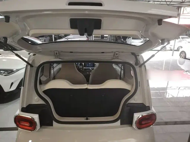Wuling Hongguang Mini EV — Фото автомобиля 18