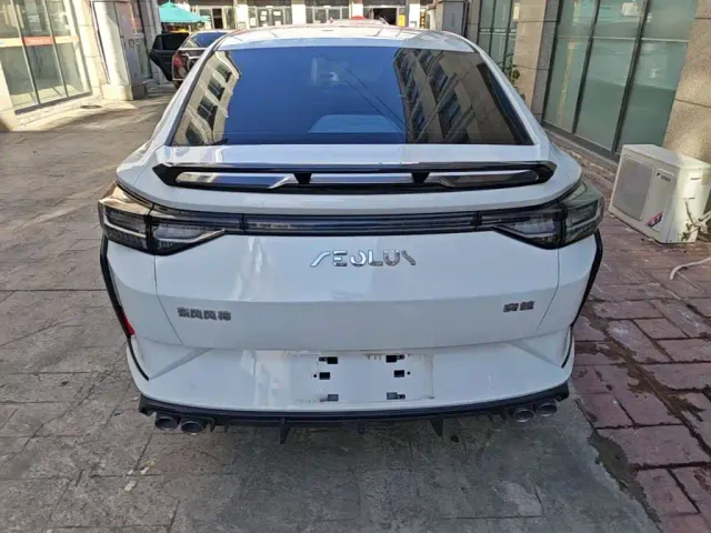 Dongfeng Yixuan — Фото автомобиля 5