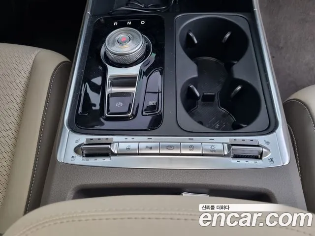 Kia Canival Новый Carnival 4 поколение Дизель 7 мест Signature — Фото автомобиля 15