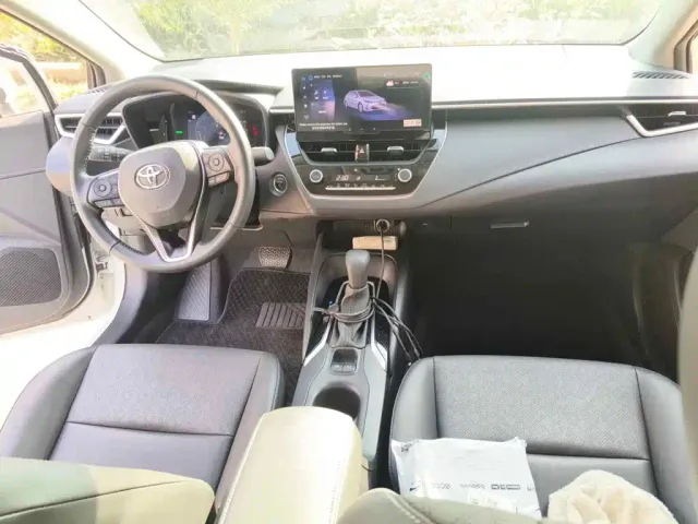 Toyota Corolla — Фото автомобиля 12