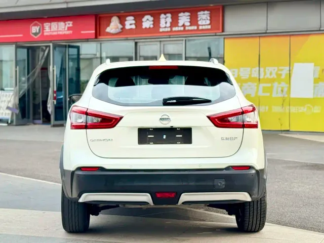 Nissan Qashqai — Фото автомобиля 5