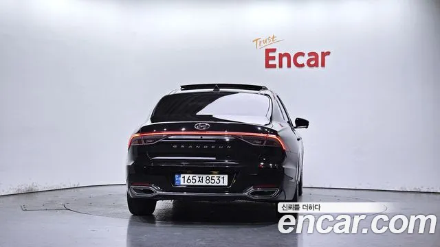 Hyundai Grandeur Новый Grandeur IG — Фото автомобиля 4