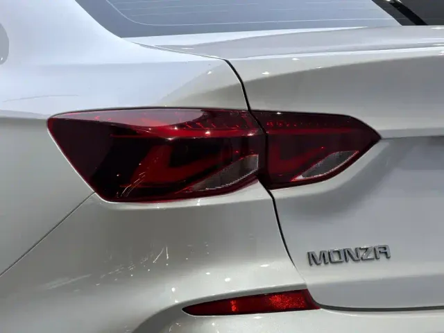 Chevrolet Monza — Фото автомобиля 10