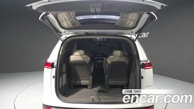 Kia Carnival 4th Gen — Фото автомобиля 20