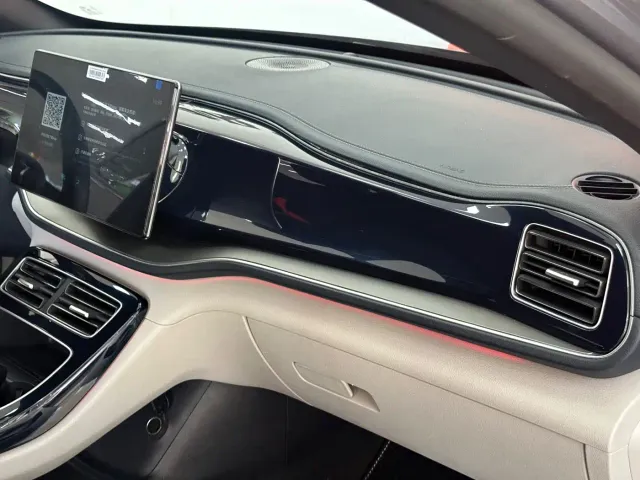 BYD Qin PLUS — Фото автомобиля 13