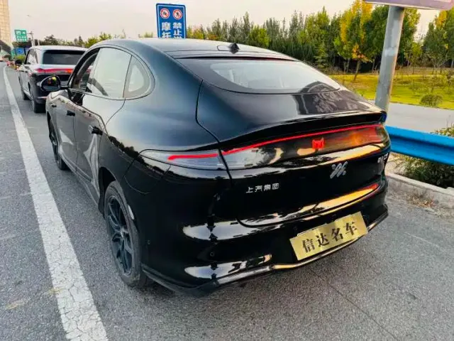 IM Motors LS6 — Фото автомобиля 8
