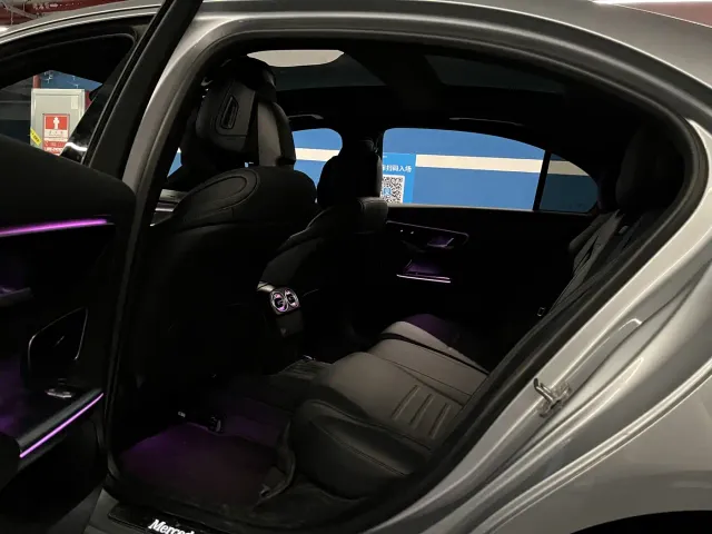 Mercedes-Benz C-Class — Фото автомобиля 13