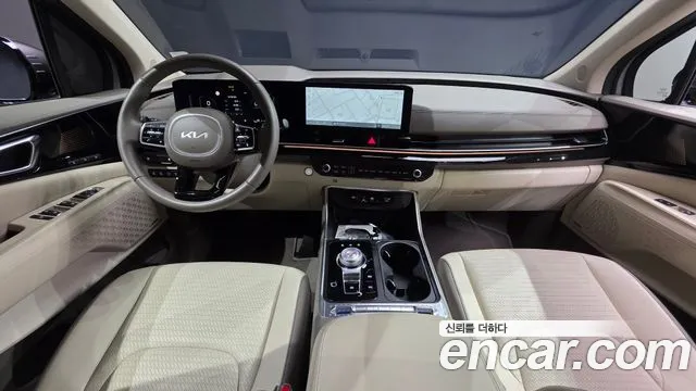 Kia Carnival Generation 4 — Фото автомобиля 10