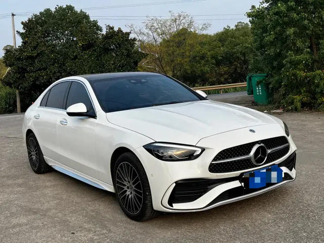 Mercedes-Benz C-Class — Фото автомобиля 3