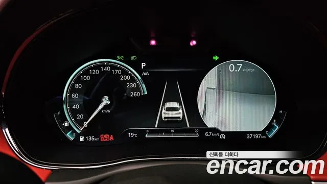 Genesis GV70 2.5T Бензин AWD — Фото автомобиля 8
