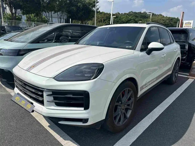 Фотография автомобиля — Porsche Cayenne