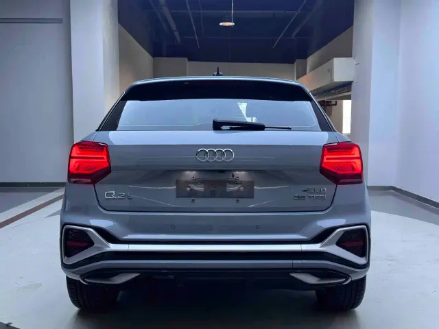 Audi Q2L — Фото автомобиля 4