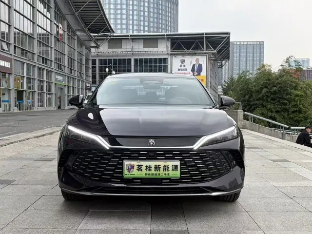 BYD Qin L — Фото автомобиля 3