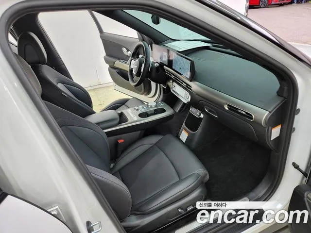 Genesis GV60 — Фото автомобиля 13
