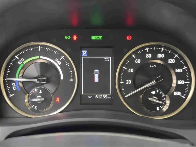 Toyota Alphard — Фото автомобиля 18