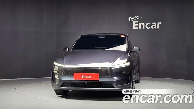 Tesla Model Y — Фото автомобиля 3