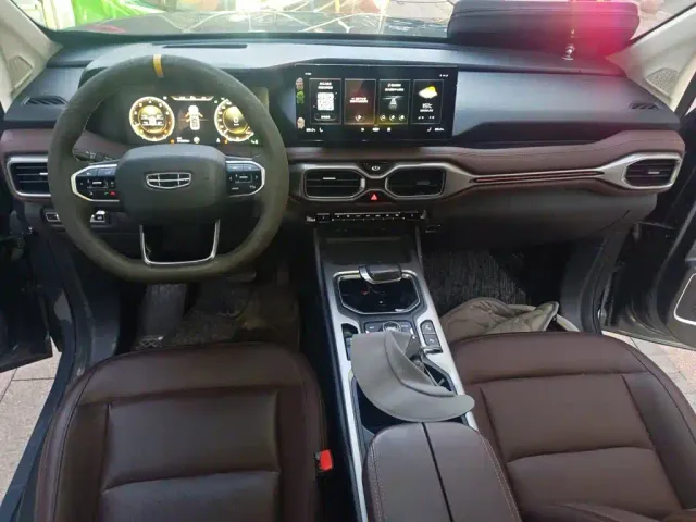Geely Haoyue — Фото автомобиля 5
