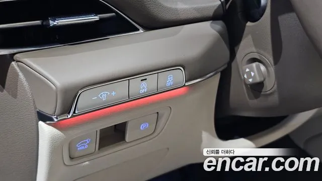 Genesis GV80 — Фото автомобиля 25