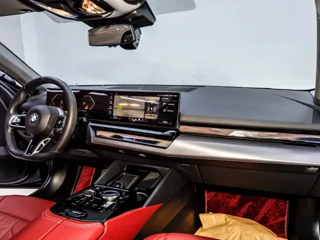 BMW 5 Series — Фото автомобиля 26