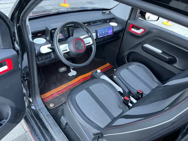 Wuling Hongguang Mini EV — Фото автомобиля 10