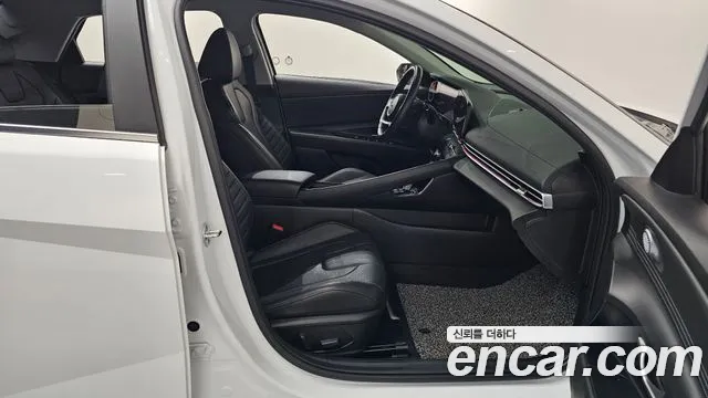 Hyundai Avante CN7 — Фото автомобиля 26