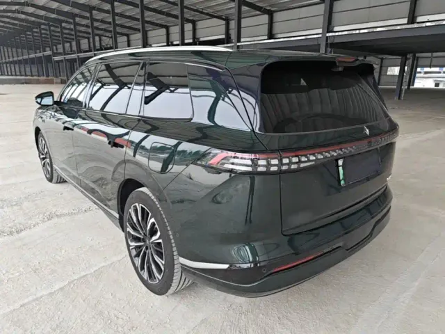 Dongfeng eπ 008 — Фото автомобиля 4