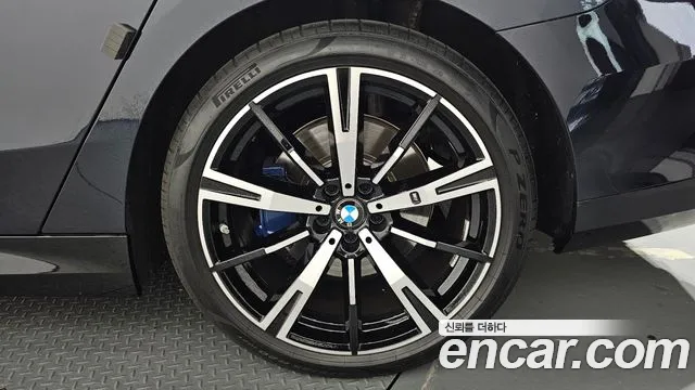 BMW 5-Series 5 серия (G60) 530i xDrive M Sport — Фото автомобиля 21