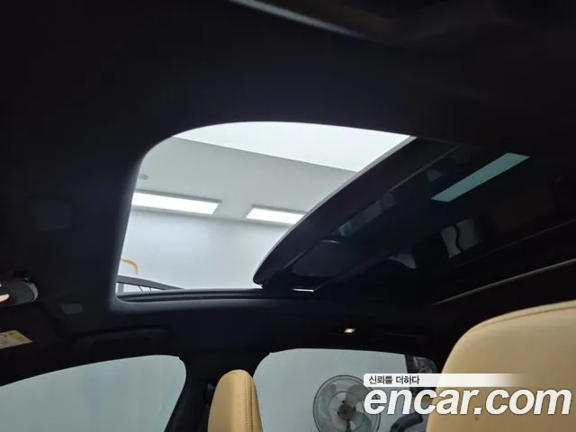 Volvo S90 — Фото автомобиля 13