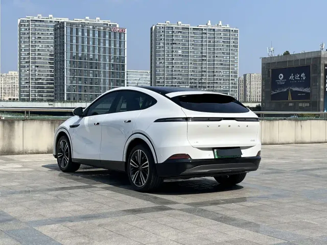Xpeng G6 — Фото автомобиля 15