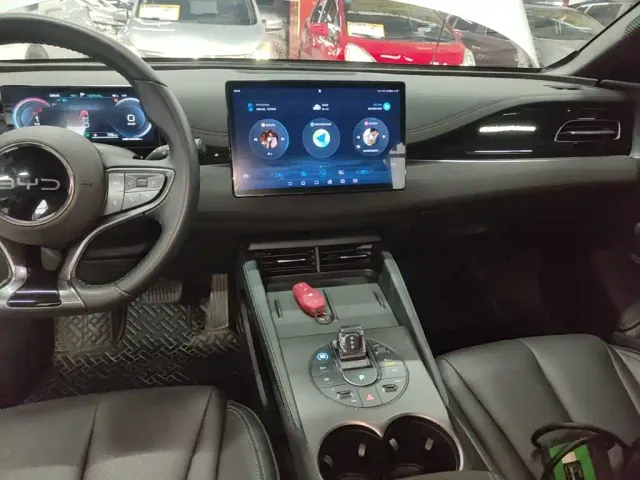 BYD Seal 06 — Фото автомобиля 12