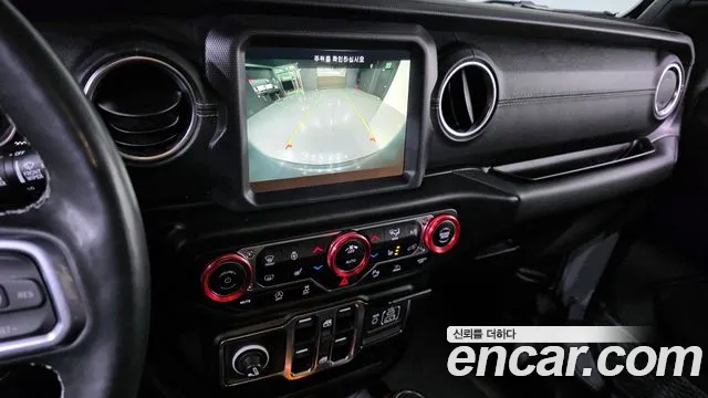 Jeep Wrangler Wrangler (JL) 2.0 Overland 4 двери — Фото автомобиля 16